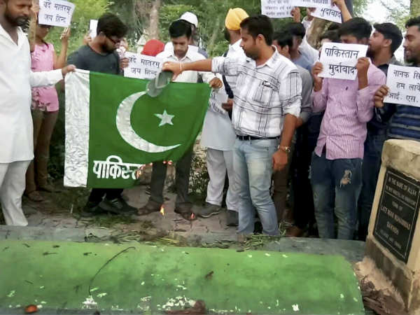 ವಿದ್ಯಾರ್ಥಿ ಸಂಘಟನೆ ಸಿಟ್ಟು