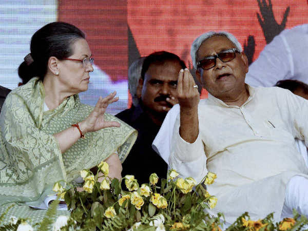 ತೇಪೆ ಹಚ್ಚಲು ಸೋನಿಯಾ ಯತ್ನಿಸಿದ್ದರು