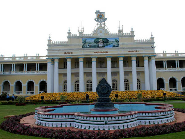 ಸಚಿವರಿಗೆ ಕಾಯ್ದೆಯ ಅರಿವಿರಲಿಲ್ಲವೇ? 