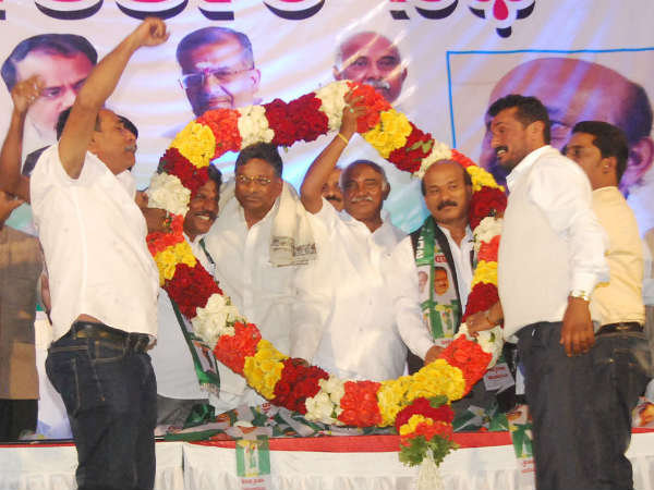 ಜಾತಿ ಸಂಘರ್ಷಕ್ಕೆ ನಾಂದಿಹಾಡುತ್ತುದ್ದಾರೆ!