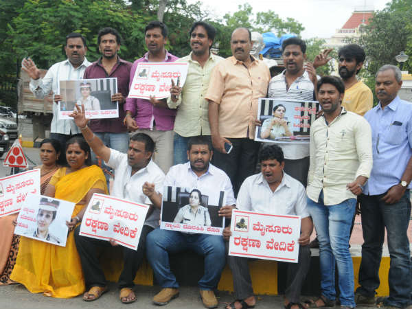 Mysuru city corporation officials attacked bars in Mysuru