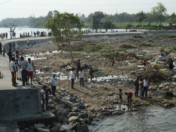 Karnataka receives less than normal rainfall during this monsoon Karnataka receives less than normal rainfall during this monsoon