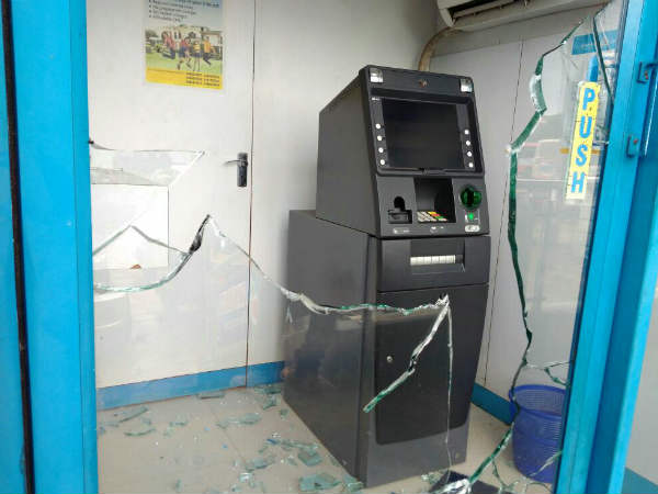 Stone pelting during shifting of Sharath's body to his village, one injured 