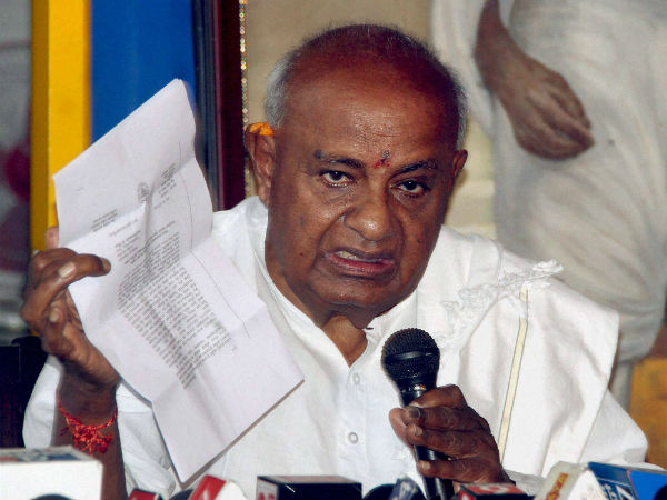 Why former PM HD Devegowda stopped jds list announcement? Why former PM HD Devegowda stopped jds list announcement?