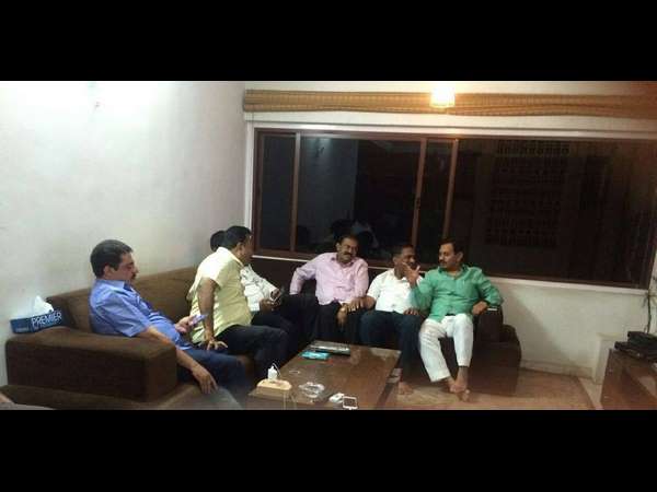 ಡಿಕೆಶಿ ಜೊತೆ ನಿರಂತರ ಸಂಪರ್ಕ