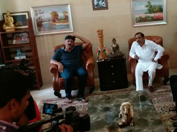 ಪರಮೇಶ್ವರ ಭೇಟಿ