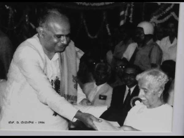 ಮಣ್ಣಿನ ಮಗನೊಂದಿಗೆ...