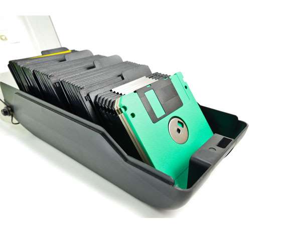 ಇಲೆಕ್ಟ್ರಾನಿಕ್ ವಸ್ತುಗಳು ಇಲೆಕ್ಟ್ರಾನಿಕ್ ವಸ್ತುಗಳು