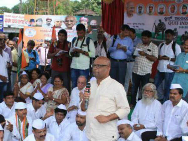 ಮುಖವಾಡ ಕಳಚಬೇಕಾದ ಅನಿವಾರ್ಯ