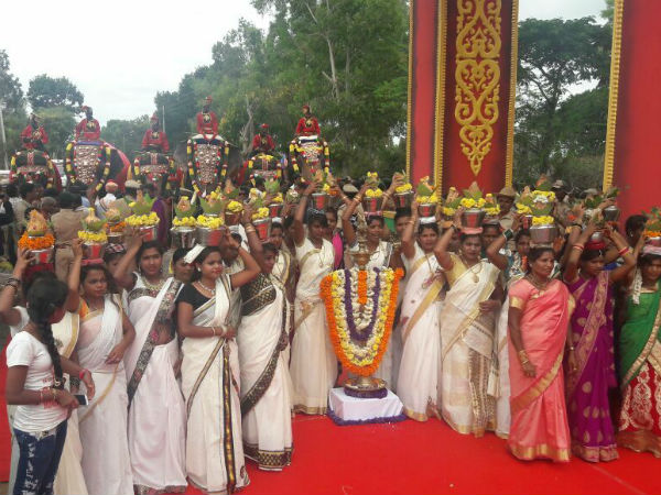 Gajapayana begins in Hunsur for Mysuru Dasara