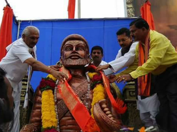 ಶಿವಾಜಿ ಮಹಾರಾಜರ ಗುಣಗಾನ