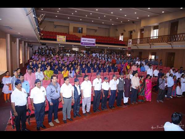 ಇಡೀ ಸಭೆಯೇ ಭಾವುಕ 