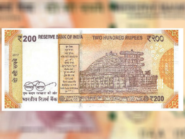 ಢಾಳಾದ ಹಳದಿ ಬಣ್ಣ