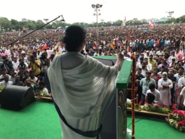 ಕೇಂದ್ರ ಸರಕಾರದ ವಿರುದ್ದ ನಾವೆಲ್ಲಾ ಕೈಜೋಡಿಸಬೇಕಾಗಿದೆ 