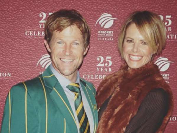 ಮೊದಲ ಭಾರತೀಯ ಯುವತಿ