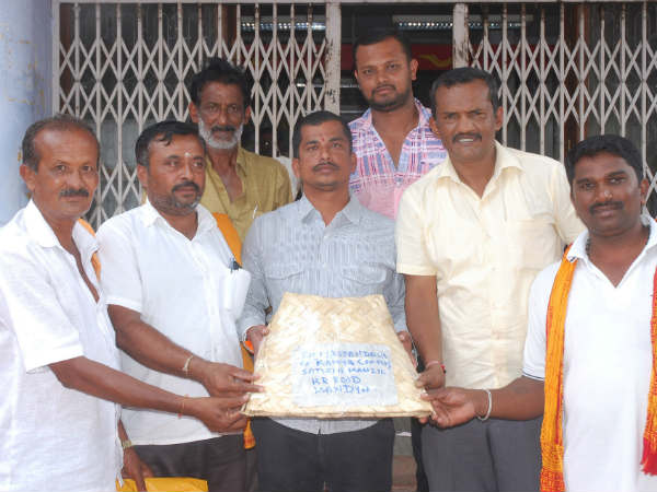 BJP workers in Mandya offered Bagina to Kannada actress Ramya