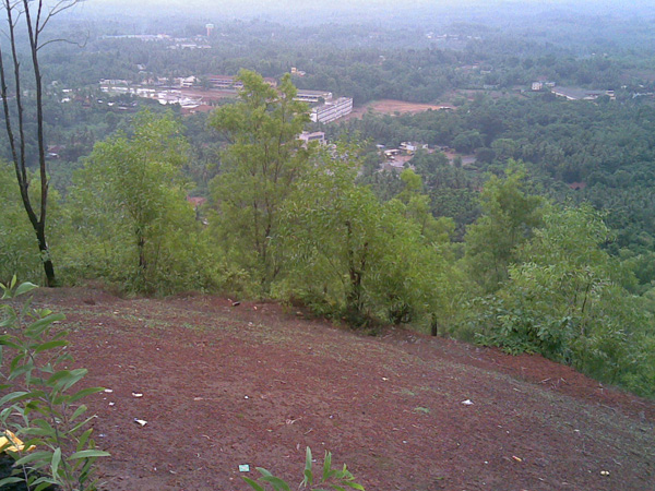 Puttur Gandhi Mantap turns as spot for illigeal activities