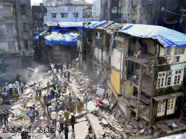 Heavy rain in Mumbai: A 3 floor building collapses near JJ Junction