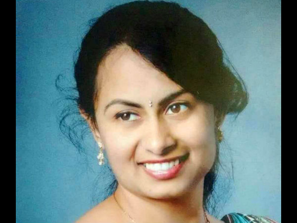 Five killed as swift car rams lorry in Ankola