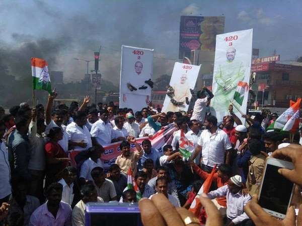 Congress stages protest against IT raid on minister DK Shivakumar