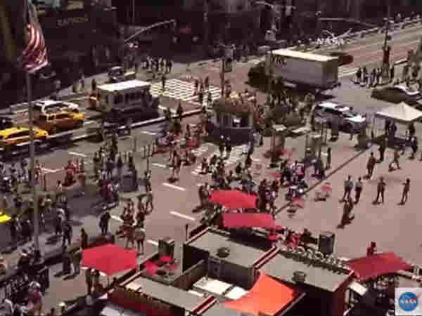 Solar eclipse starts in America's Oregon