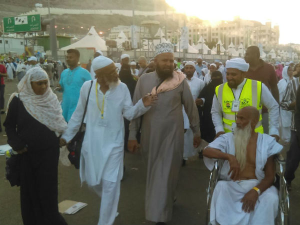 ಅನಾರೋಗ್ಯ ಹಾಜಿಗಳಿಗೆ ಸಹಾಯ