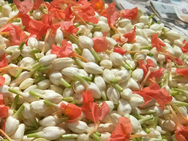 ಹೂವಷ್ಟೇ ಮುಕ್ಯ, ಅಳತೆಯಲ್ಲ