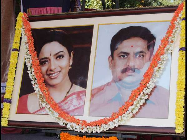 ಅವರಿನ್ನೂ ಬದುಕಿದ್ದಾರೆ! ಅವರಿನ್ನೂ ಬದುಕಿದ್ದಾರೆ!