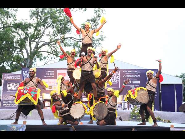 ವೀರೇಂದ್ರೆ ಹೆಗ್ಗಡೆ ಬೆಂಬಲ