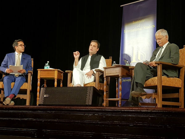 ಕೋಮುವಾದಿ ರಾಜಕಾರಣ ಅಪಾಯಕಾರಿ