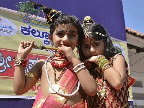 28 ವಿಭಾಗಗಳಲ್ಲಿ ಸ್ಪರ್ಧೆ