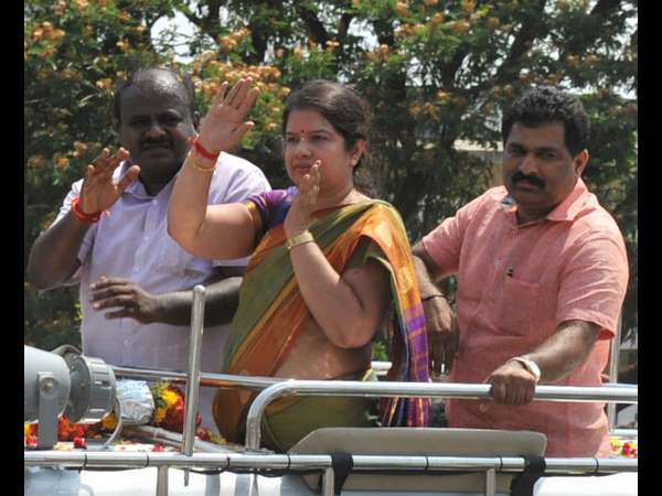 ಯೋಗೇಶ್ವರ್ ವಿರುದ್ಧ ಮತ್ತೆ ಅನಿತಾ ಕಣಕ್ಕೆ 