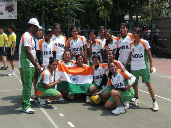 ಸಮಾಜಮುಖಿಯಾಗಿ....