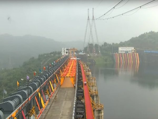 ಸರ್ದಾರ್ ಸರೋವರ ಅಣೆಕಟ್ಟು ಯೋಜನೆ