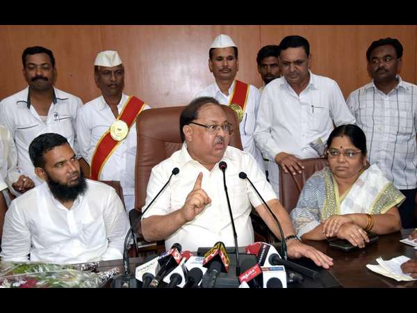  ಕಾಲೇಜು ದಿನಗಳಲ್ಲೇ ರಾಜಕೀಯಾಸಕ್ತಿ