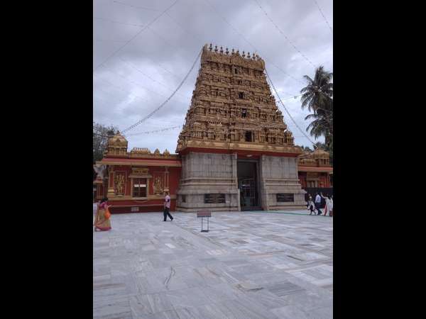 ಭರ್ಜರಿ ಮೆರವಣಿಗೆ