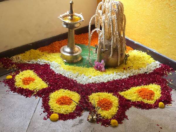 ಎಲ್ಲೆಲ್ಲೂ ಪೂಕಳಂ