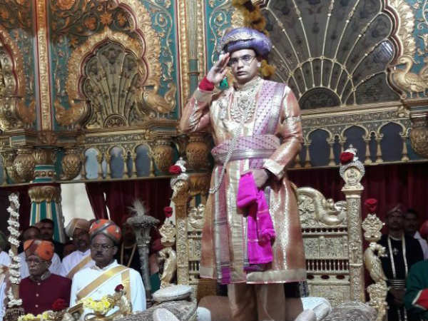 ಬಹುಪರಾಕ್, ಜಯ ಘೋಷಣೆ