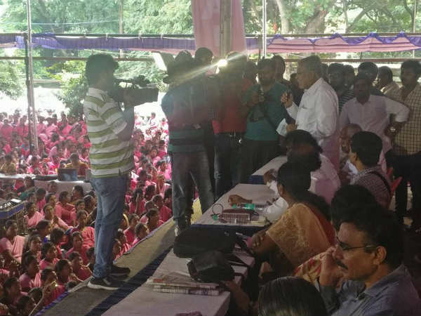 ASHA workers protest steped into second day in Bengaluru