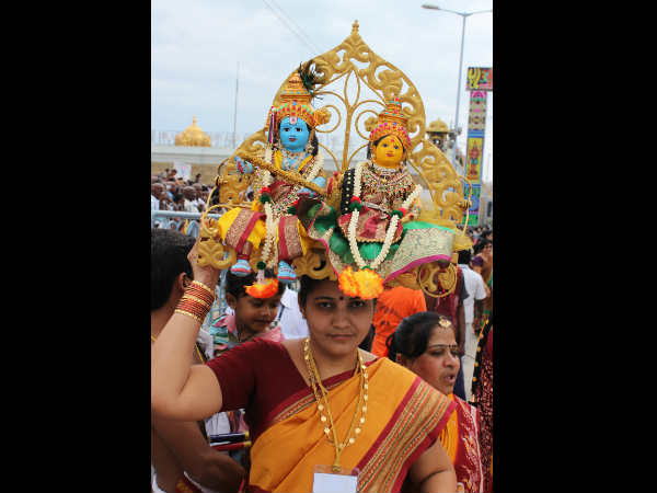 ಶ್ರೀಕೃಷ್ಣ ಸ್ವರೂಪಿಯಾಗಿ ತಿಮ್ಮಪ್ಪ