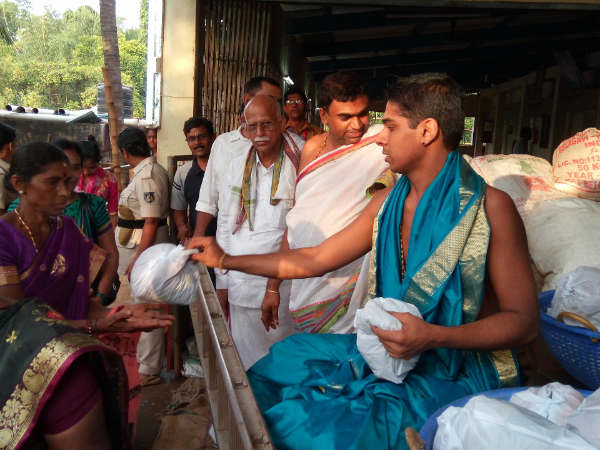 16 ಸಾವಿರ ಮಹಿಳೆಯರು ಸೀರೆ ಪಡೆದಿದ್ದರು