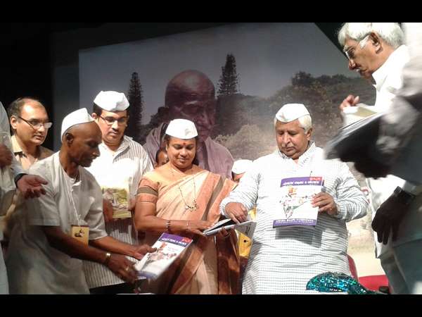 ಸತ್ಯಪಥದ ನಿತ್ಯ ಸಂತ ಗಾಂಧಿ