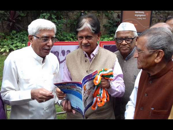 ಕರ್ನಾಟಕಕ್ಕೆ ಗಾಂಧೀಜಿ ಭೇಟಿಗೆ 100