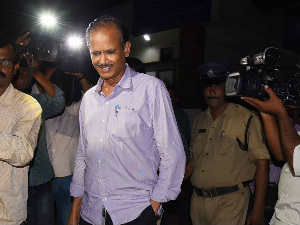 CB raid on Muncipal department officer in Vishakapatnam, estimated Rs. 500 crore corruption.