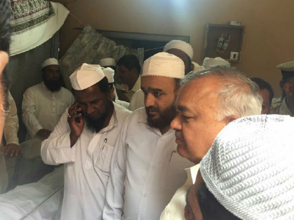 Siddaramaiah condolences to death of Muslim scholar Moulana Mufti Ashraf Ali Saheb