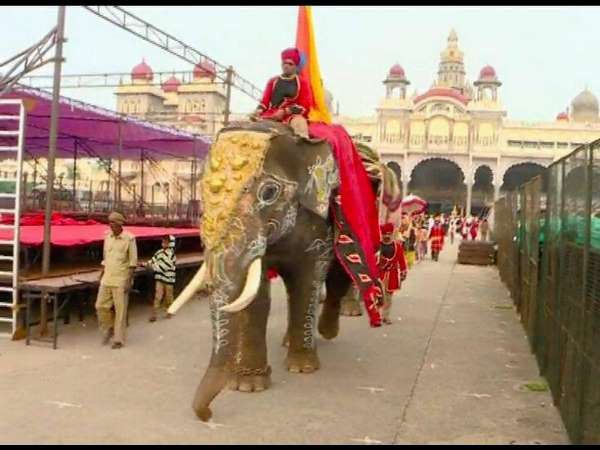 Ayudha pooja begins in Mysuru palace
