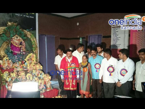 Shivamogga Dasara : Film Festival inauguration Radhika Chethan Sundar Raj Shivamogga Dasara : Film Festival inauguration Radhika Chethan Sundar Raj