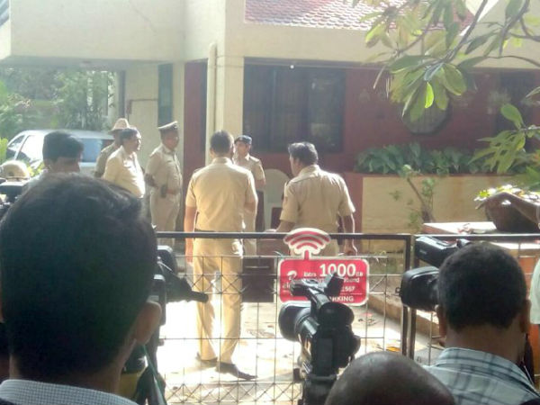 Gauri Lankesh murder: Police secure CCTV footage Gauri Lankesh murder: Police secure CCTV footage