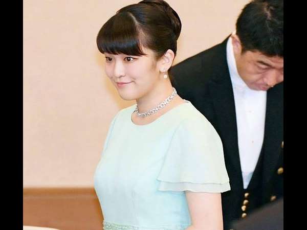Japan’s princess Mako becomes a commoner for her love