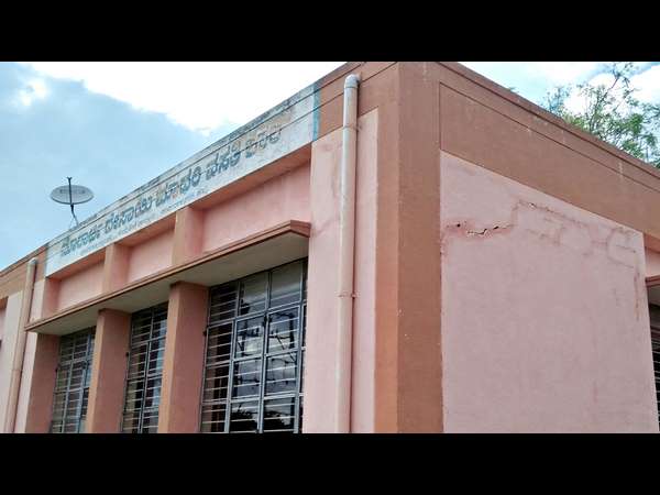 Worrying of infectious disease a hostel in Gundlupet closed for some days